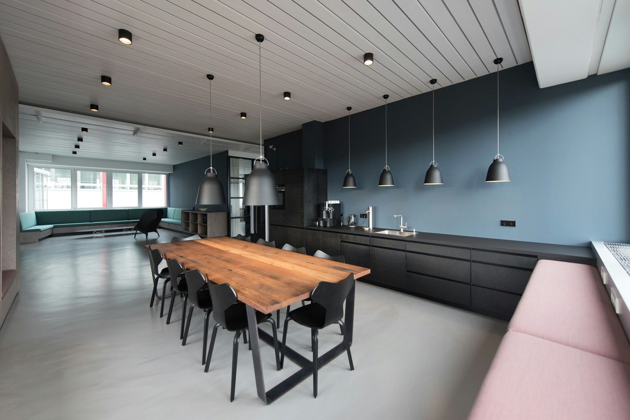 Workplace concept: Connection & culture